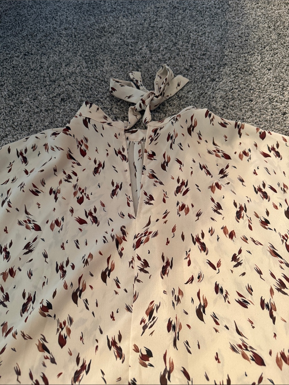Women’s Cream Floral Tie-Neck Blouse